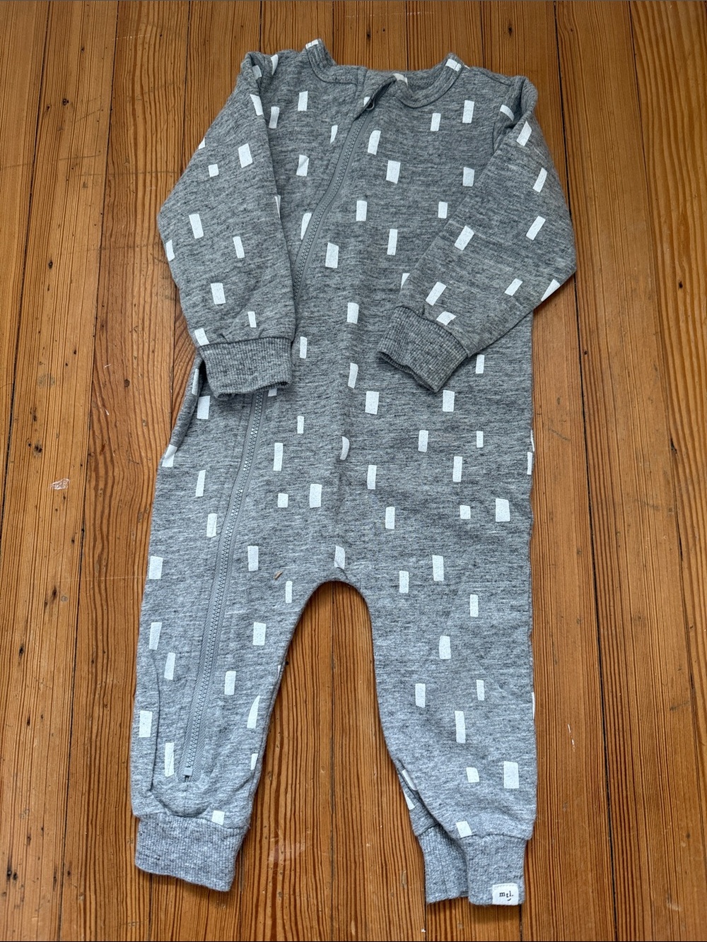 Miles the Label Gray Rectangle-Print Kids One-Piece w/ Zipper - Like New - 12 mo